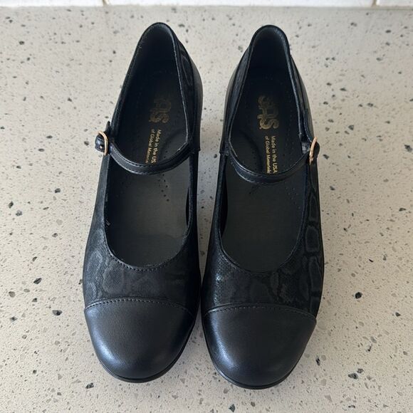 SAS Isabel Mary Jane's Size 8M Black/Snake Leather Shoes Made in USA EUC - Picture 2 of 12